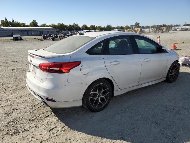Photo 3 from auction – 2016 FORD FOCUS SE with VIN 1FADP3F21GL238722
