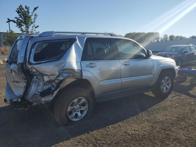 Photo 3 from auction – 2004 TOYOTA 4RUNNER SR with VIN JTEBU14R040049695