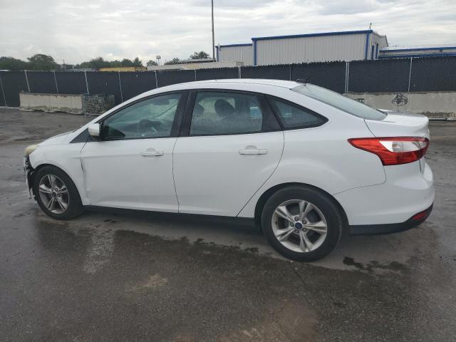 Photo 2 from auction – 2014 FORD FOCUS SE with VIN 1FADP3F2XEL403518