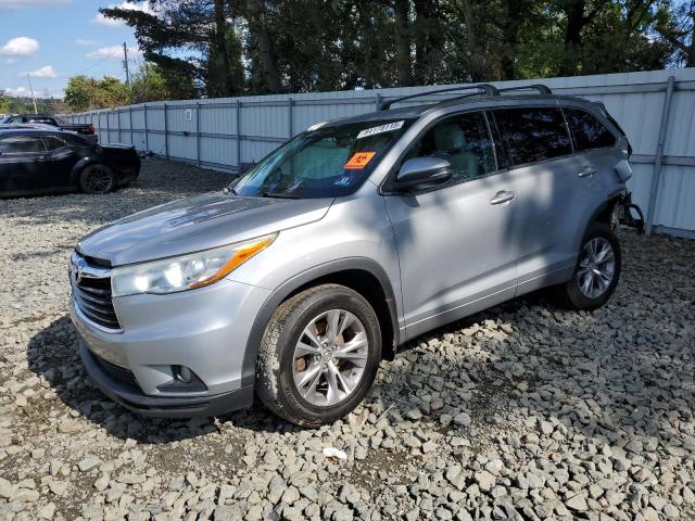 TOYOTA HIGHLANDER 2015 con VIN 5TDJKRFH6FS204940 - Foto de la subasta