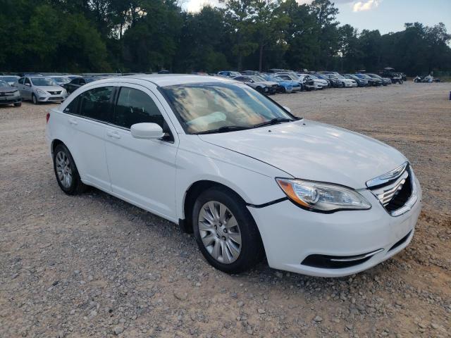 Photo 4 from auction – 2014 CHRYSLER 200 LX with VIN 1C3CCBAG0EN149955