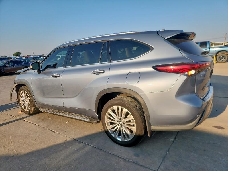 Photo 2 from auction – 2023 TOYOTA HIGHLANDER with VIN 5TDKDRBH4PS511190