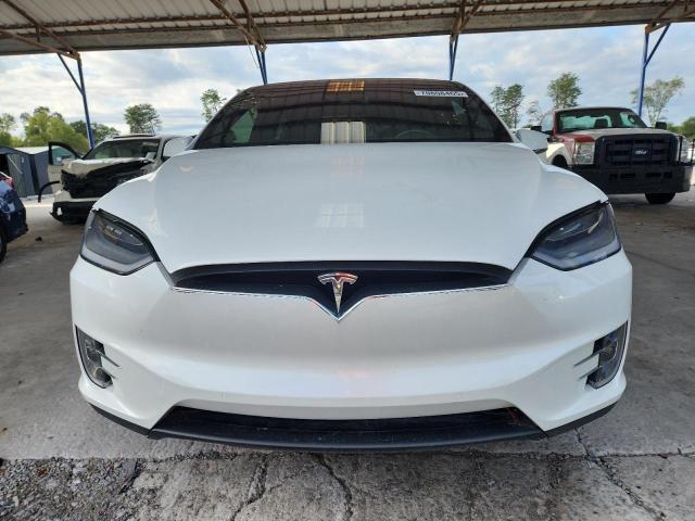 Photo 5 from auction – 2020 TESLA MODEL X with VIN 5YJXCDE26LF303233