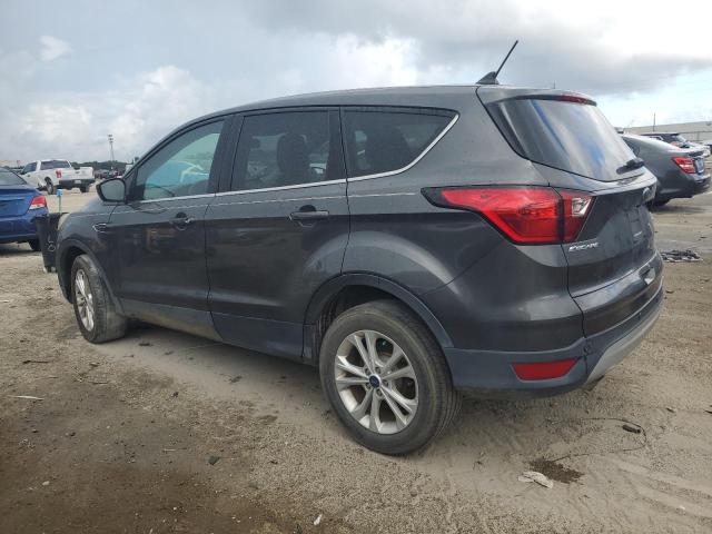 Photo 2 from auction – 2019 FORD ESCAPE SE with VIN 1FMCU0GD9KUA12004
