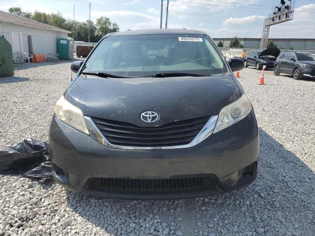 Photo 5 from auction – 2013 TOYOTA SIENNA LE with VIN 5TDKK3DC3DS339931