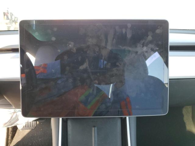 Photo 9 from auction – 2019 TESLA MODEL 3 with VIN 5YJ3E1EB1KF213672