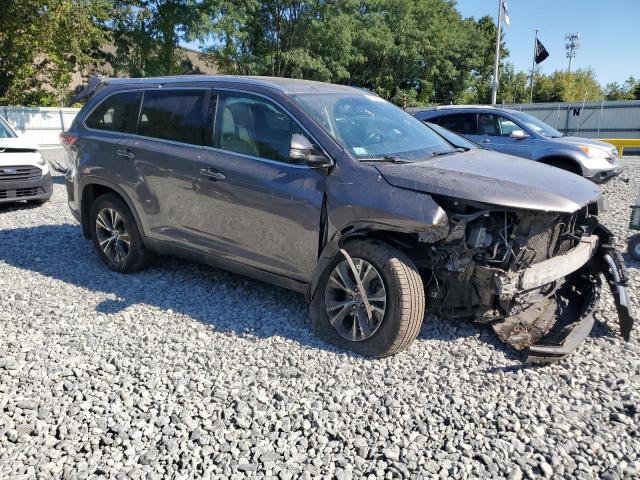 Photo 4 from auction – 2016 TOYOTA HIGHLANDER with VIN 5TDJKRFH4GS252342