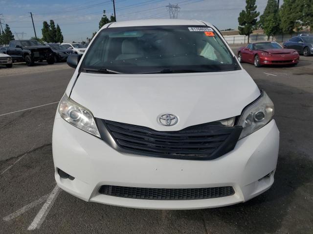 Photo 5 from auction – 2017 TOYOTA SIENNA with VIN 5TDZZ3DC2HS832404