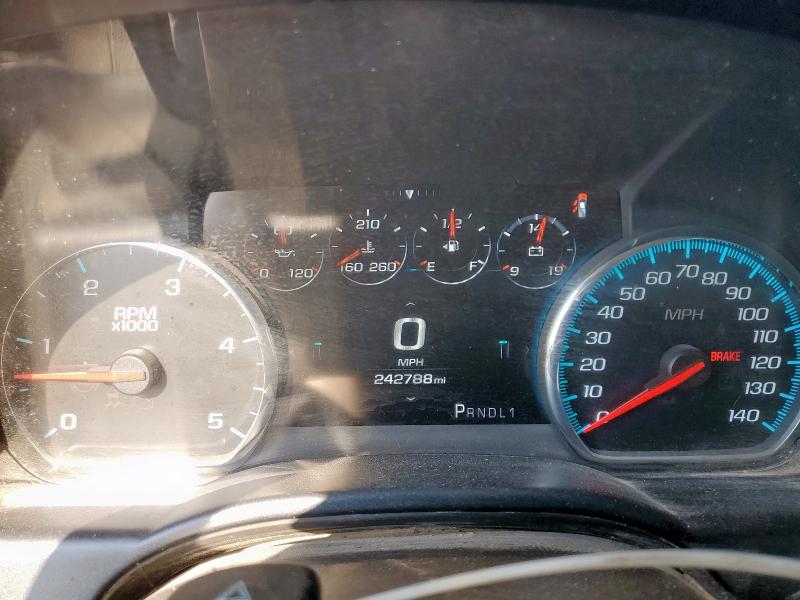 Photo 9 from auction – 2017 GMC SIERRA K35 with VIN 1GT42YEY0HF164947