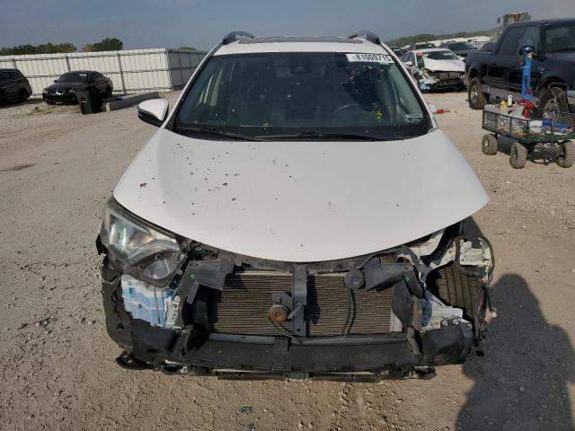 Photo 5 from auction – 2017 TOYOTA RAV4 XLE with VIN JTMRFREV0HJ135936