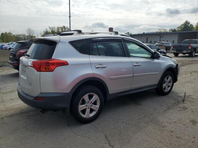 Photo 3 from auction – 2013 TOYOTA RAV4 XLE with VIN 2T3RFREV2DW090784