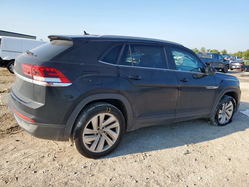 Photo 3 from auction – 2021 VOLKSWAGEN ATLAS CROS with VIN 1V2WC2CA7MC207053