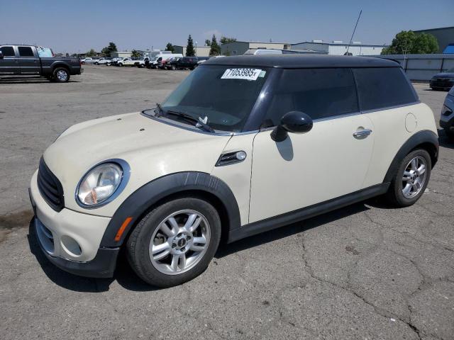 MINI COOPER 2013 with VIN WMWSU3C50DT681686 - Photo from auction