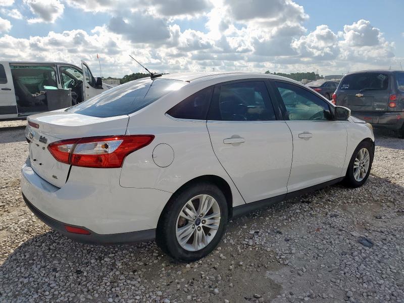 Foto 3 de la subasta – 2012 FORD FOCUS SEL con VIN 1FAHP3H20CL324709