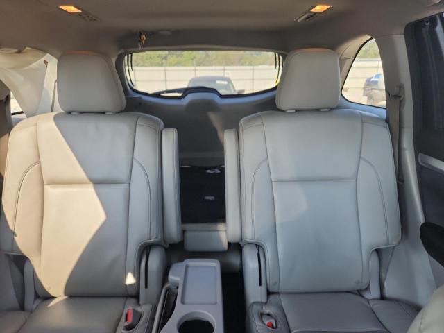 Foto 10 de la subasta – 2014 TOYOTA HIGHLANDER con VIN 5TDKKRFH5ES018356