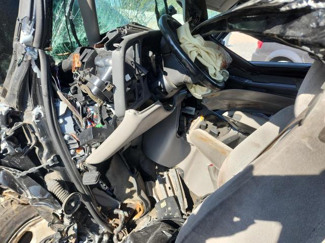 Photo 8 from auction – 2004 CHEVROLET SUBURBAN K with VIN 1GNFK16Z74J101656
