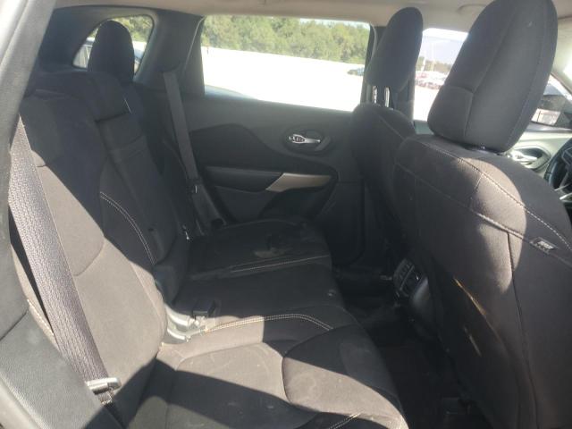 Photo 10 from auction – 2017 JEEP CHEROKEE LATITUDE with VIN 1C4PJMCS1HW615388