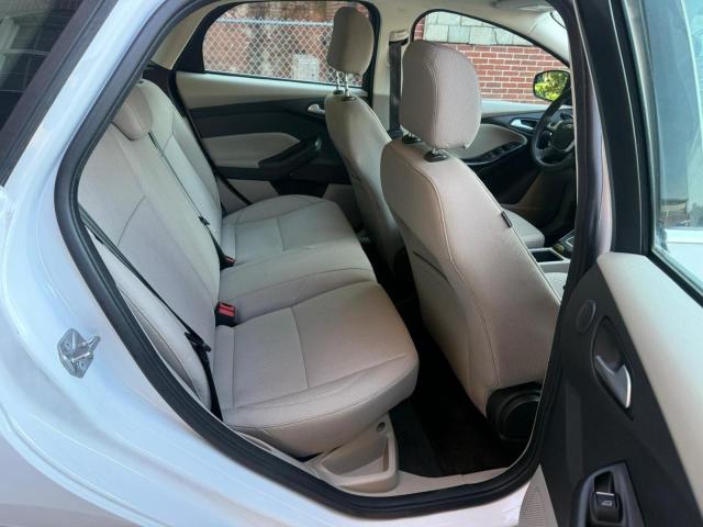 Photo 6 from auction – 2016 FORD FOCUS BEV with VIN 1FADP3R41GL380792