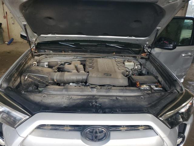 Photo 12 from auction – 2016 TOYOTA 4RUNNER SR with VIN JTEBU5JR3G5391970