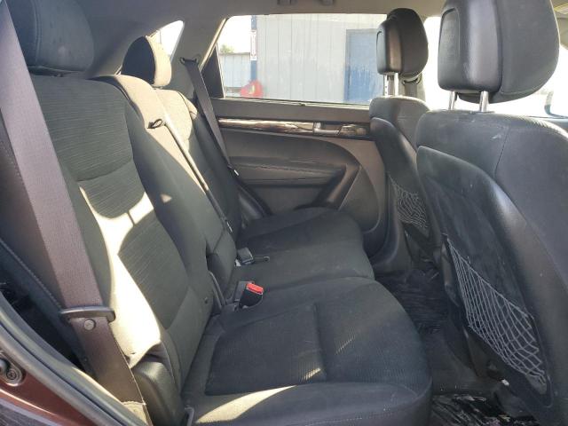 Photo 11 from auction – 2014 KIA SORENTO LX with VIN 5XYKTCA68EG446757