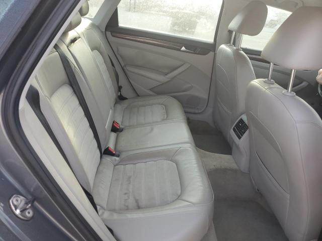 Photo 10 from auction – 2013 VOLKSWAGEN PASSAT SEL with VIN 1VWCP7A30DC070738
