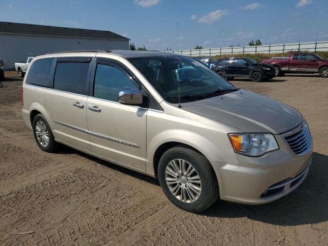 Photo 4 from auction – 2015 CHRYSLER TOWN & COU with VIN 2C4RC1CG6FR610352