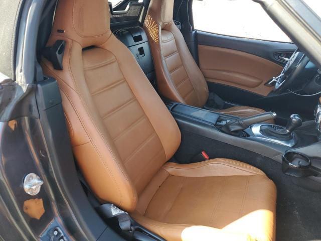 Photo 10 from auction – 2017 FIAT 124 SPIDER with VIN JC1NFAEK8H0105320