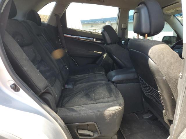 Photo 11 from auction – 2014 KIA SORENTO LX with VIN 5XYKTDA78EG482124