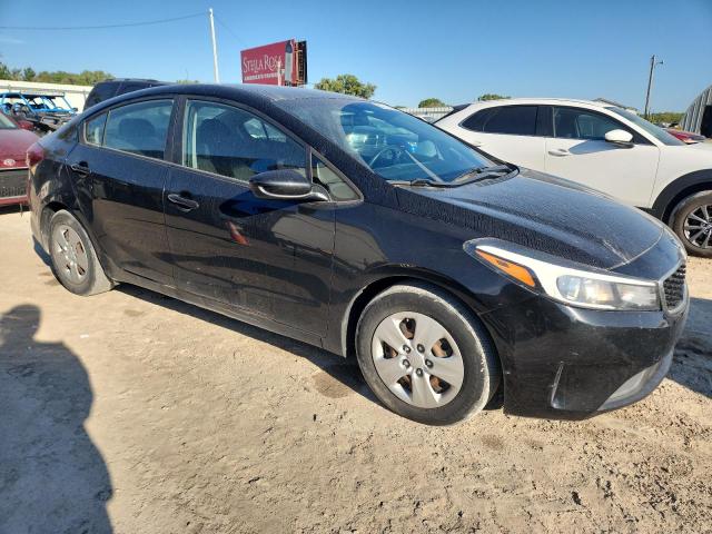 Photo 4 from auction – 2017 KIA FORTE LX with VIN 3KPFK4A74HE120765