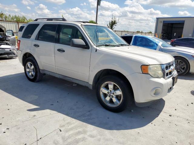 Photo 4 from auction – 2010 FORD ESCAPE XLT with VIN 1FMCU0DG2AKB22014
