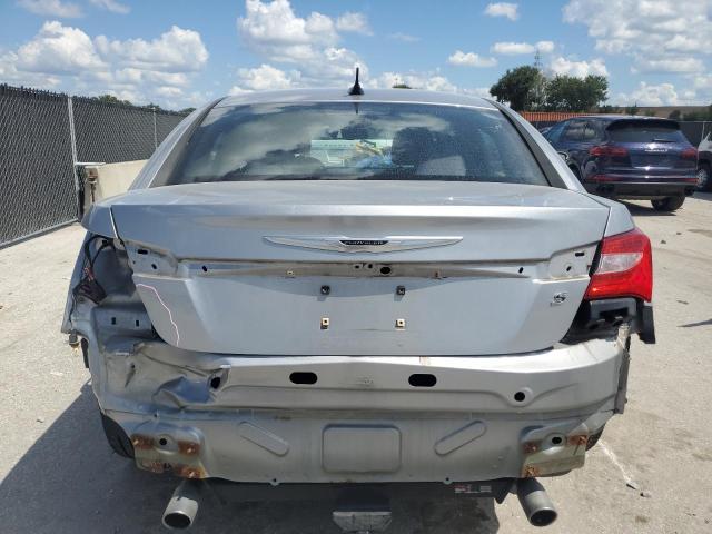 Photo 6 from auction – 2013 CHRYSLER 200 TOURIN with VIN 1C3CCBBG1DN717904
