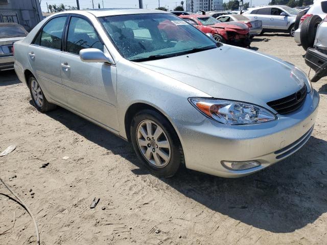 Photo 4 from auction – 2004 TOYOTA CAMRY LE with VIN JTDBF32K740152595