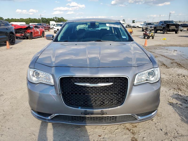 Photo 5 from auction – 2015 CHRYSLER 300 LIMITE with VIN 2C3CCAAG1FH891656