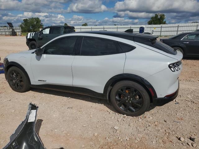 Photo 2 from auction – 2023 FORD MUSTANG MACH-E PREMIUM with VIN 3FMTK3SU9PMA89157