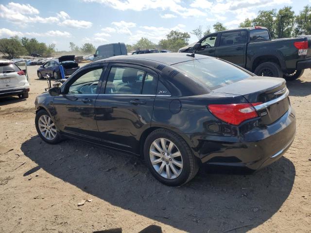 Photo 2 from auction – 2014 CHRYSLER 200 TOURIN with VIN 1C3CCBBG5EN114956