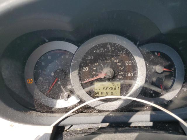 Photo 9 from auction – 2006 TOYOTA RAV4 with VIN JTMBK33V165010463