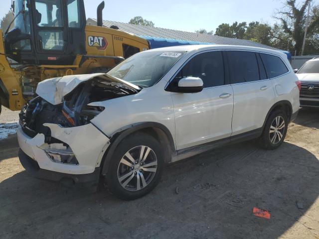 HONDA PILOT EXL 2017 with VIN 5FNYF6H54HB024013 - Photo from auction