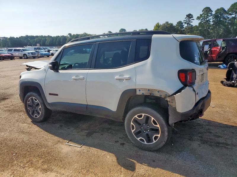 Photo 2 from auction – 2017 JEEP RENEGADE TRAILHAWK with VIN ZACCJBCB5HPE52633