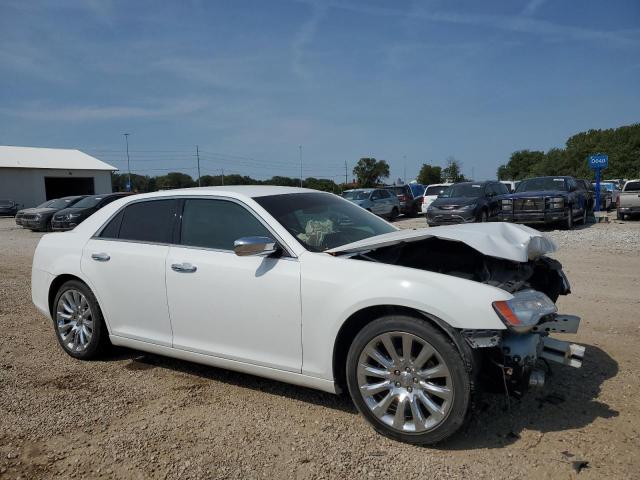 Photo 4 from auction – 2014 CHRYSLER 300C with VIN 2C3CCAEGXEH326914