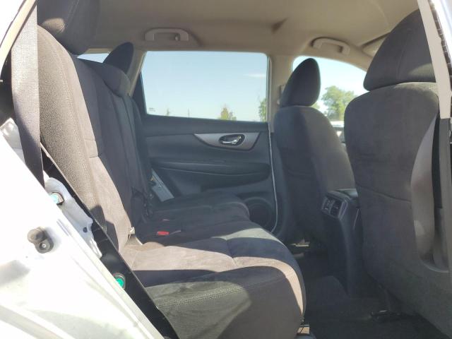 Photo 11 from auction – 2015 NISSAN ROGUE S with VIN KNMAT2MT0FP543554