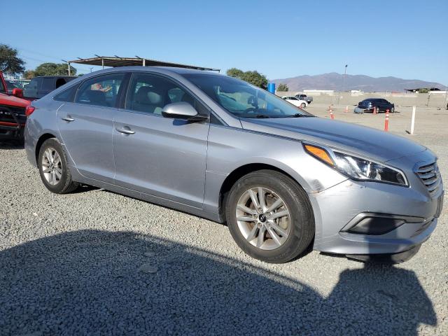 Photo 4 from auction – 2016 HYUNDAI SONATA SE with VIN 5NPE24AF5GH346150
