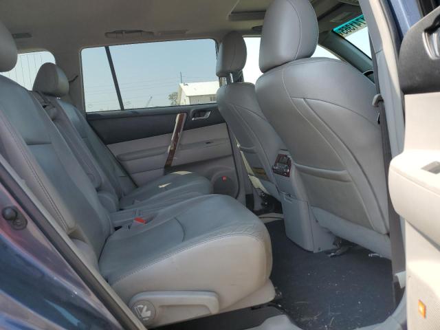 Photo 11 from auction – 2012 TOYOTA HIGHLANDER with VIN 5TDDK3EH5CS111544