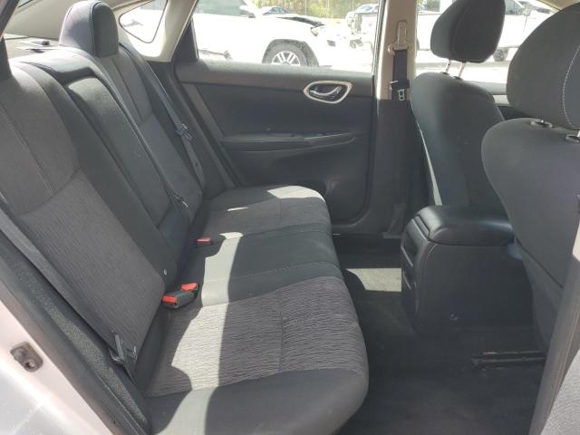 Photo 10 from auction – 2015 NISSAN SENTRA S with VIN 3N1AB7AP0FL680211
