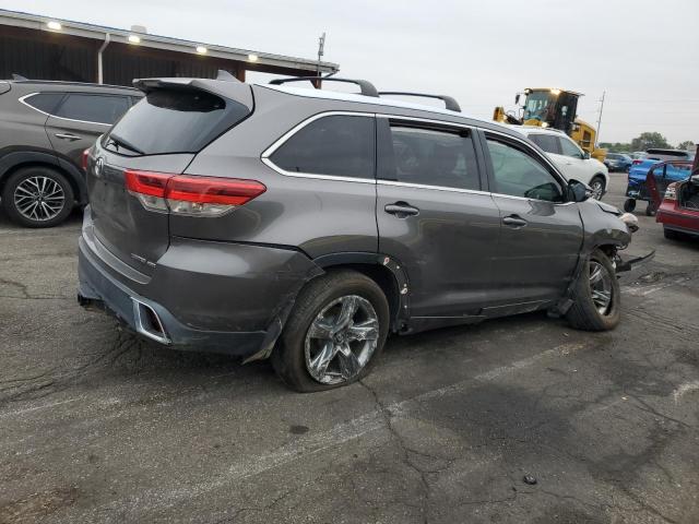 Photo 3 from auction – 2018 TOYOTA HIGHLANDER with VIN 5TDDZRFH9JS805292
