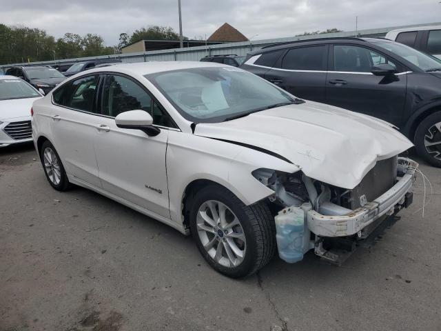 Photo 4 from auction – 2019 FORD FUSION SE with VIN 3FA6P0LU1KR157937