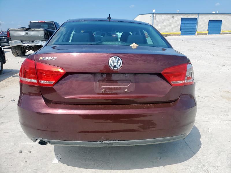 Photo 6 from auction – 2012 VOLKSWAGEN PASSAT S with VIN 1VWAP7A3XCC020404
