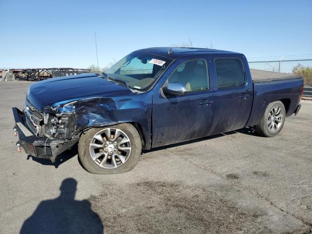 CHEVROLET SILVERADO 2011 with VIN 3GCPKTE22BG339510 - Photo from auction
