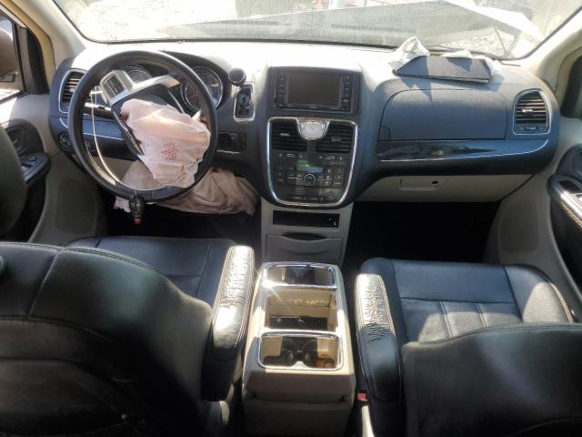 Photo 8 from auction – 2016 CHRYSLER TOWN & COU with VIN 2C4RC1BG2GR290269