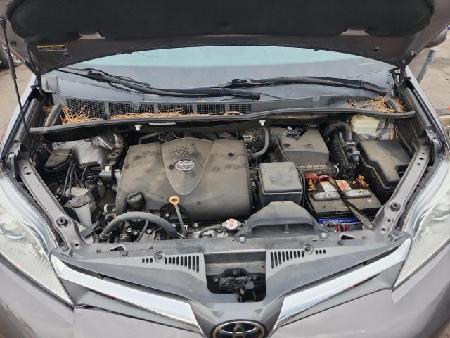 Photo 12 from auction – 2019 TOYOTA SIENNA XLE with VIN 5TDYZ3DC1KS972771