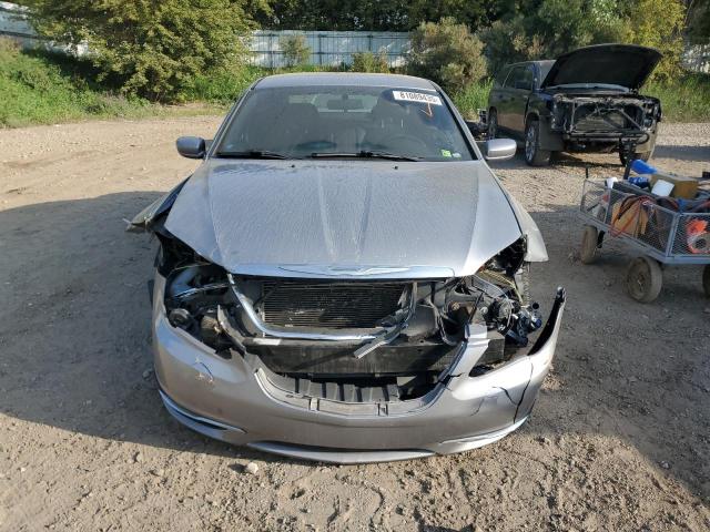 Foto 5 de la subasta – 2014 CHRYSLER 200 LX con VIN 1C3CCBAB3EN209361